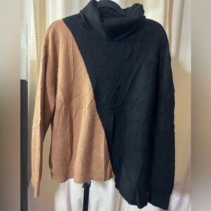Alice + Olivia Black and Brown Turtleneck Sweater